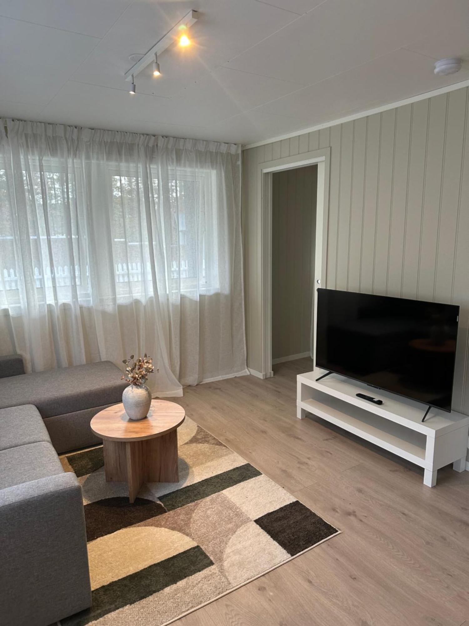 Lys Rent Og Trivelig Hybelleilighet Крістіансанн Екстер'єр фото